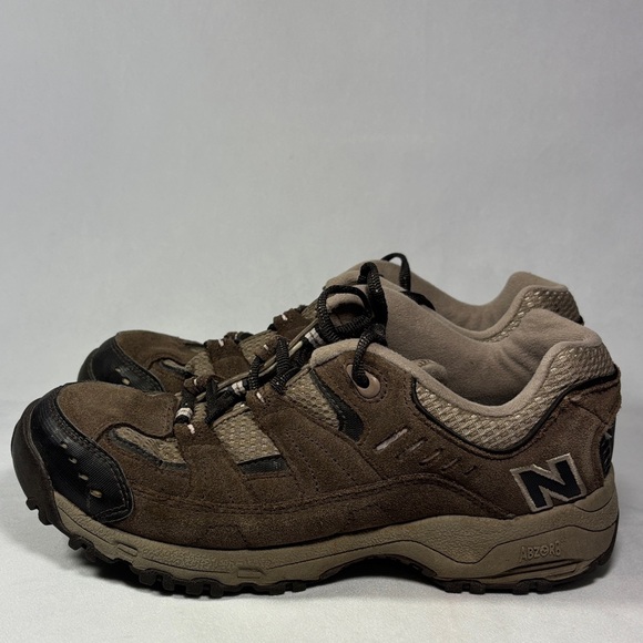 New Balance Shoes - New Balance 605 Abzorb Women’s Leather Hiking Trail Shoes Outdoor Classic**